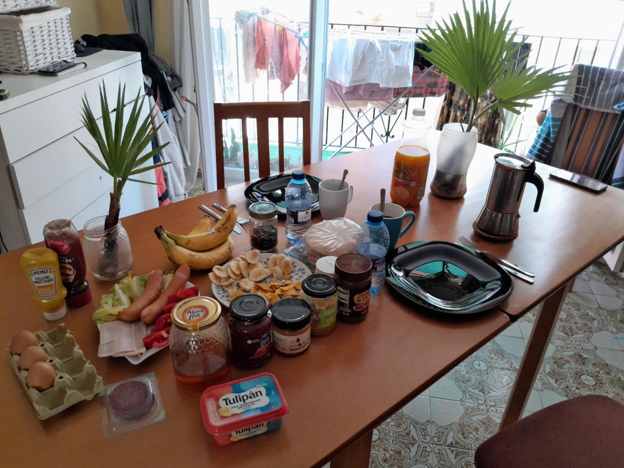 Gemuetliches Zimmer "Gold" Fuer 2 Personen Und Katzenliebhaber Βαλένθια Εξωτερικό φωτογραφία